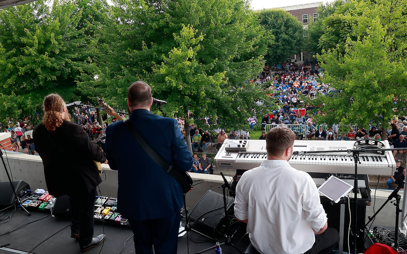 Rooftop Concert SNS