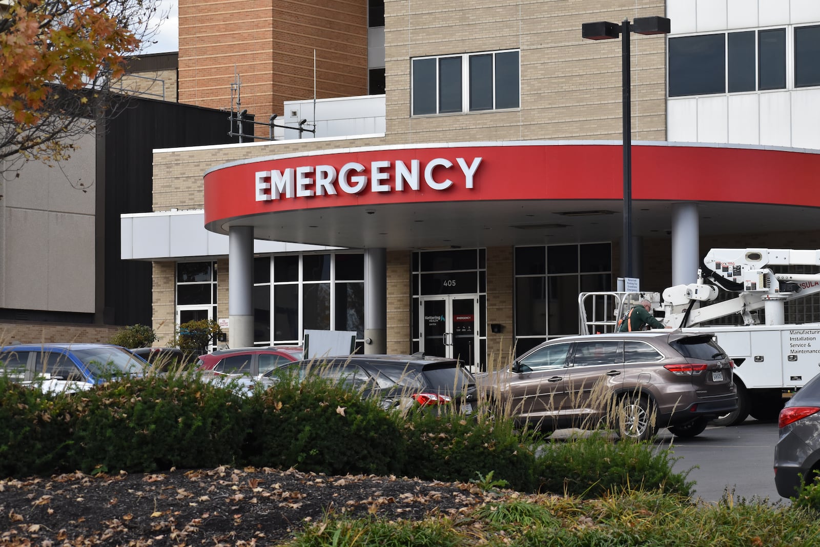 The entrance to the emergency room at Kettering Health Dayton. SAMANTHA WILDOW\STAFF