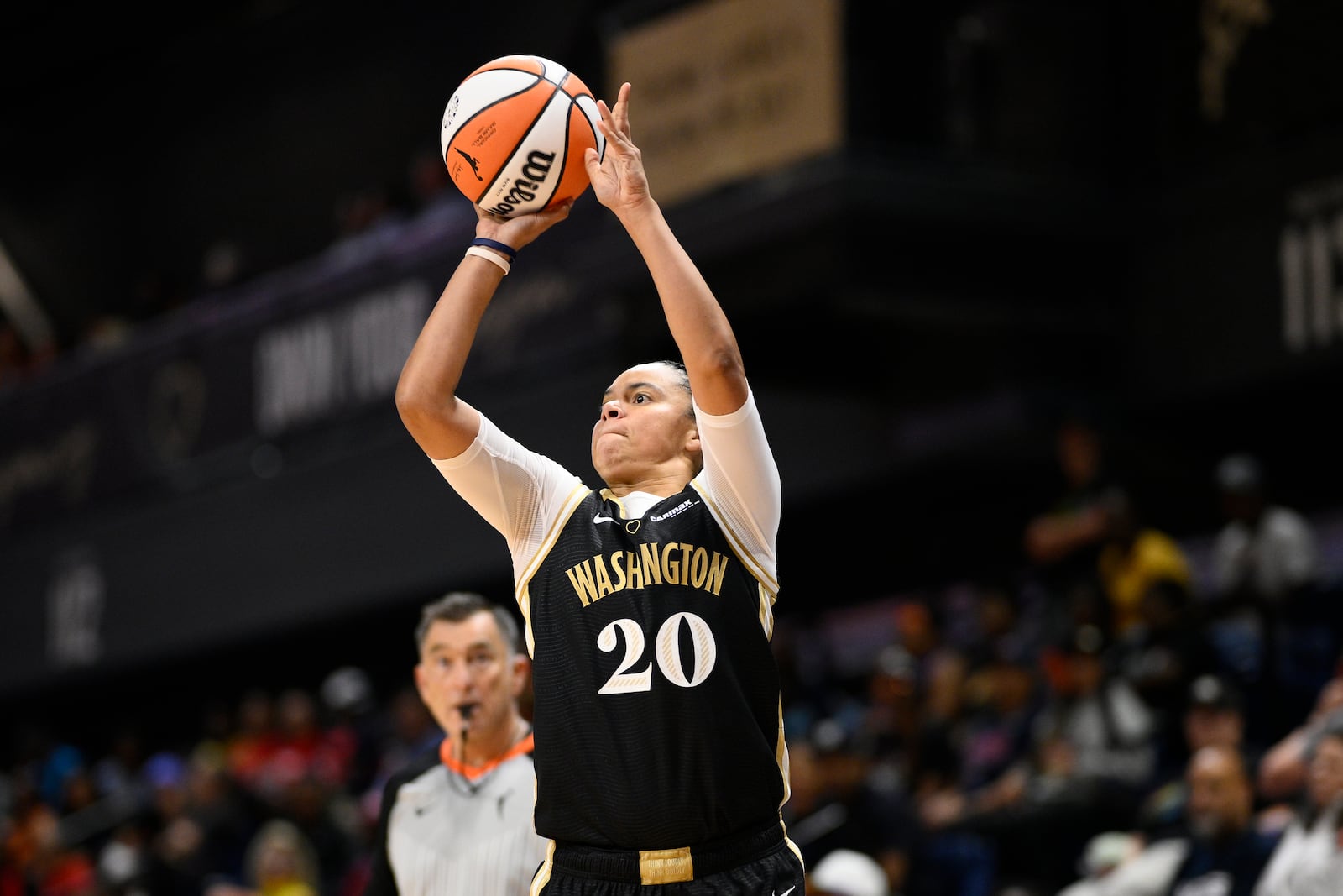 FILE - Washington Mystics guard Kristi Toliver (20) in action during a WNBA basketball game against the Phoenix Mercury, June 16, 2023, in Washington. (AP Photo/Nick Wass, File)