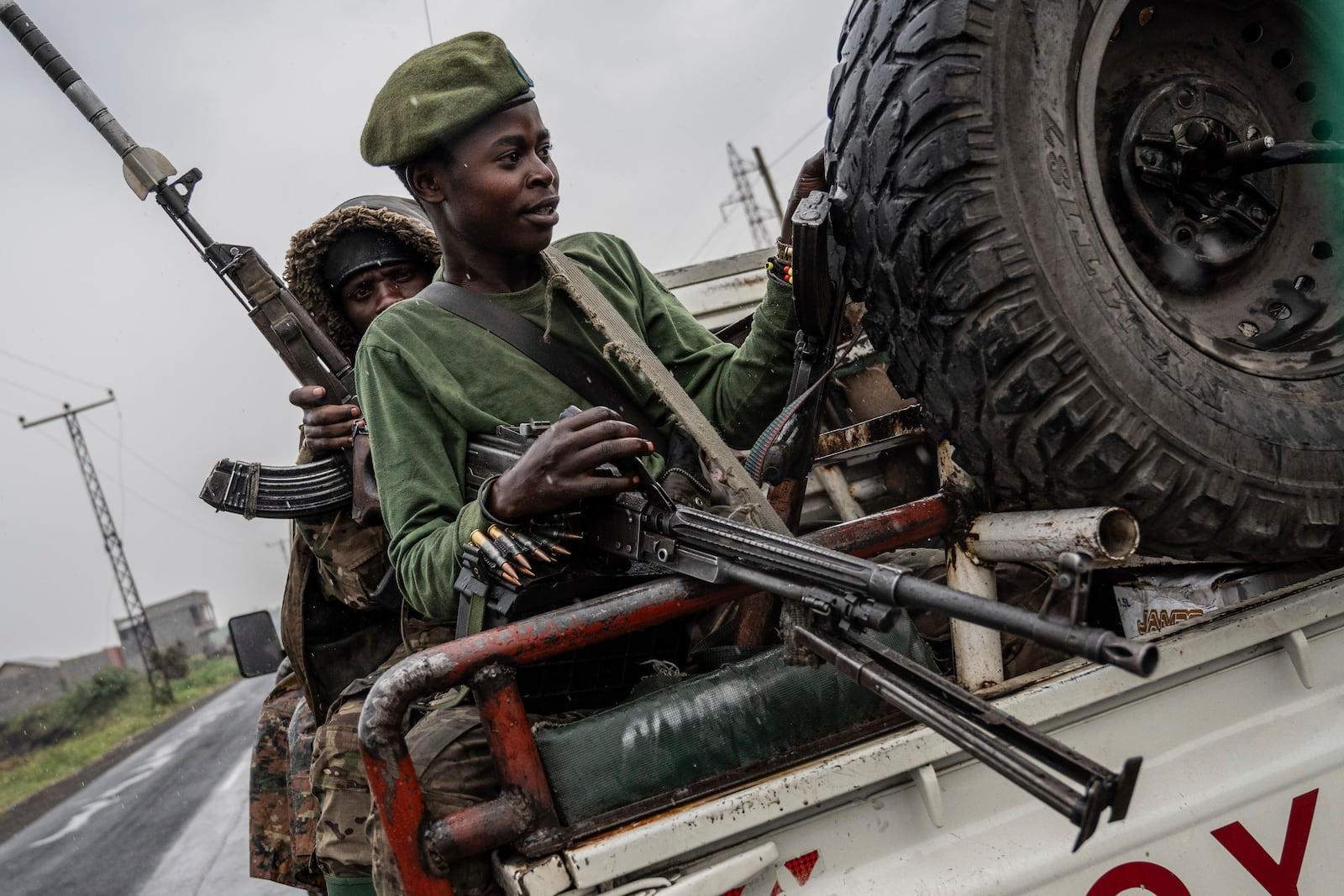 Congolese government troops deploy outside Goma, Democratic Republic of the Congo, Friday, Jan. 24, 2025, as M23 rebels are reported to close in on the town. (AP Photo/Moses Sawasawa)