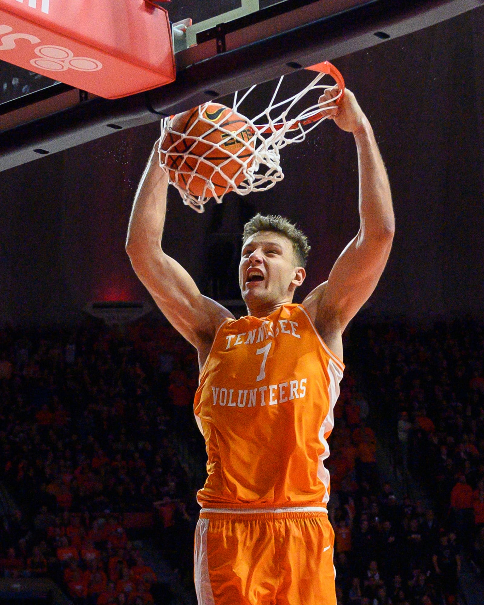 Tennessee's Igor Miličić Jr. dunks during an NCAA college basketball game against Illinois, Saturday, Dec. 14, 2024, in Champaign, Ill. (AP Photo/Craig Pessman)