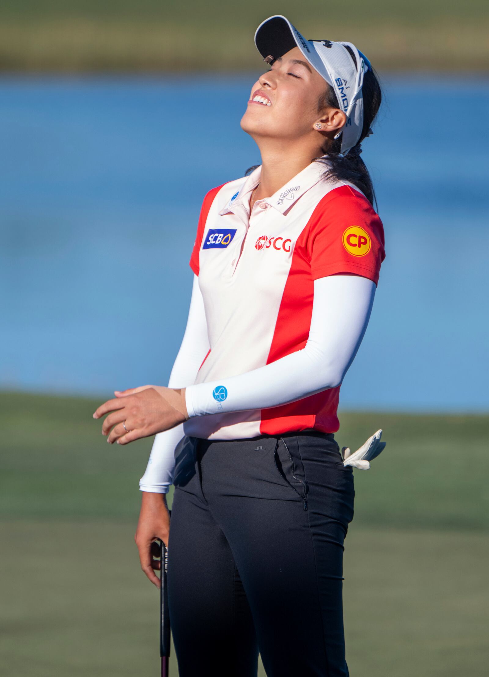 Jeeno Thitikul reacts on the 18th hole after sinking her final putt to win the LPGA CME Group Tour Championship golf tournament Sunday, Nov. 24, 2024, in Naples, Fla. (AP Photo/Chris Tilley)