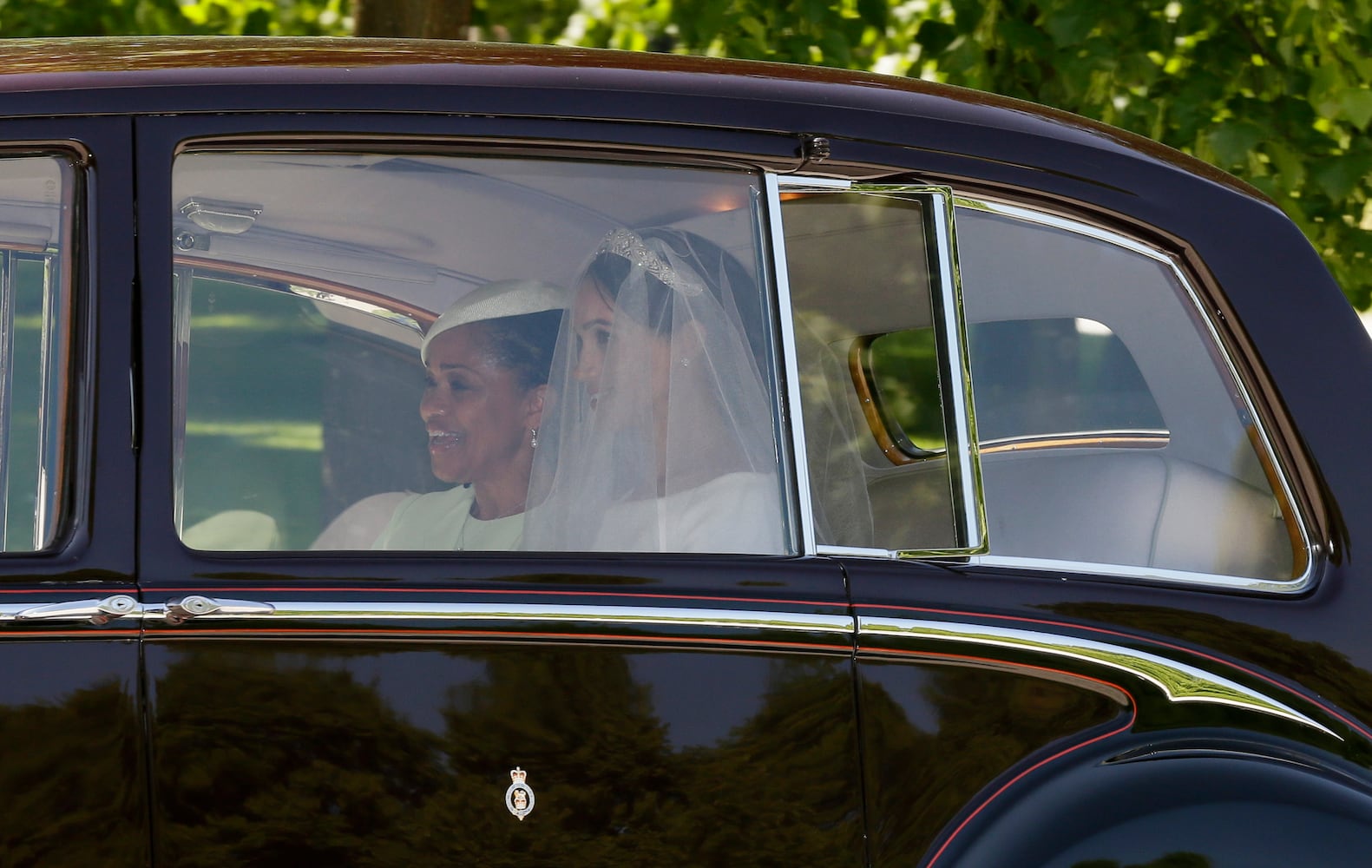 First glimpse of Meghan Markle's wedding dress