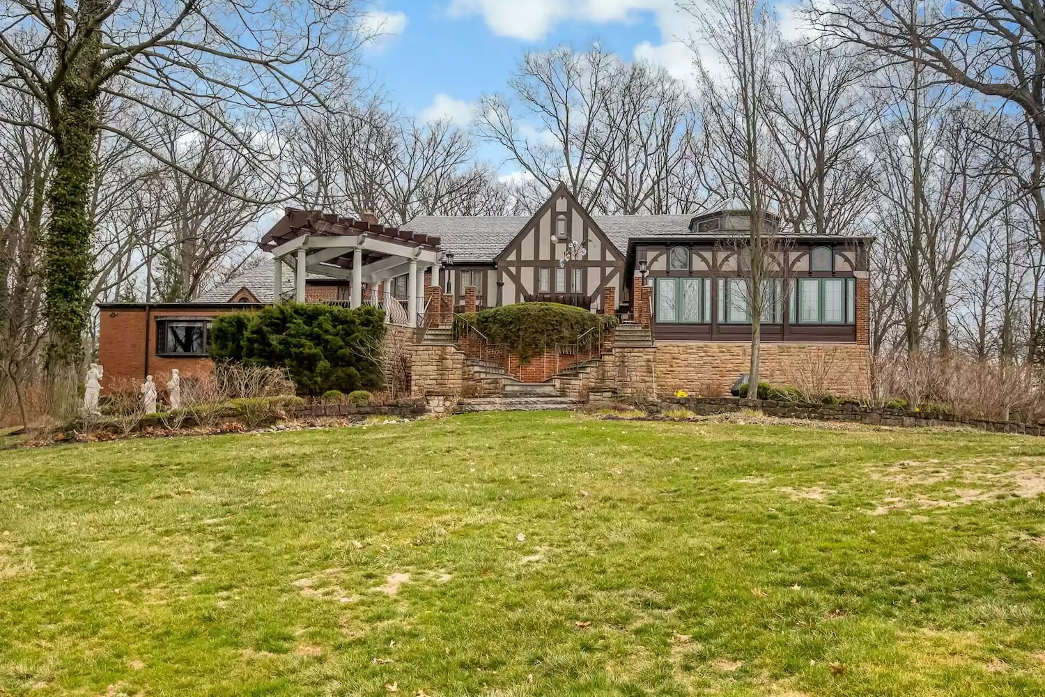 PHOTOS: $2M luxury home on the market in Springfield