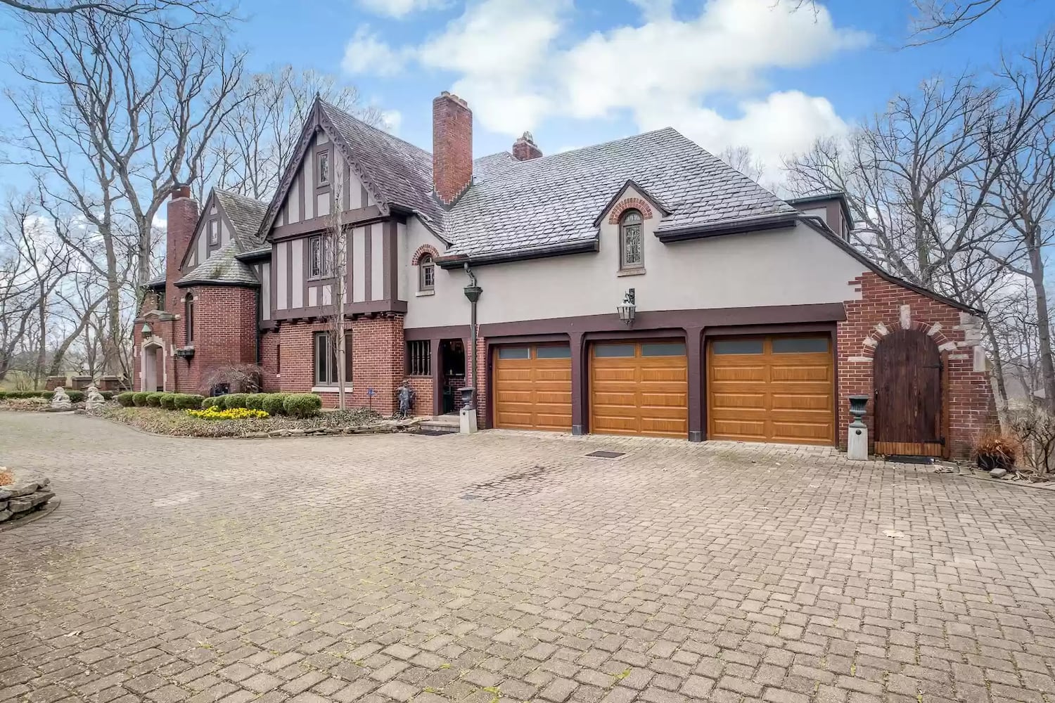 PHOTOS: $2M luxury home on the market in Springfield